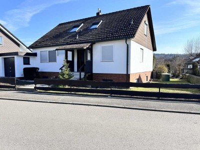 Großzügiges Einfamilienhaus mit schönem Garten in Oberuhldingen