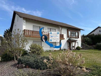 Gepflegtes Einfamilienwohnhaus mit ELW in toller Aussichtslage der Eifelgemeinde Gillenfeld