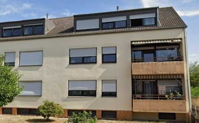 Geschmackvolle, modernisierte 2-Zimmer-Wohnung mit geh. Innenausstattung mit Balkon und EBK in Kruft