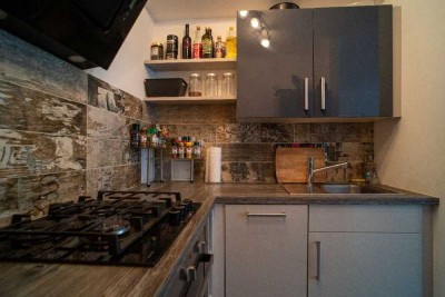 Geschmackvolle, gepflegte 1,5-Zimmer-Wohnung mit Balkon und Einbauküche in Sindelfingen