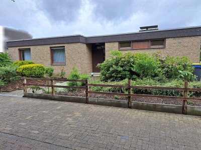 Gepflegter geräumiger Bungalow mit großzügigem Garten