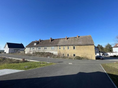 550 m² Wohnfläche im Fachwerk mit Gewölbeanteil auf 1260 m² - nahe Mondsee in Hohenmöslen