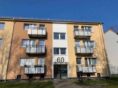 Helles 1-Zimmer-Appartment mit Balkon