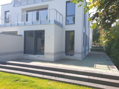 NEUBAU - TOP LAGE: Hochwertige 2-Zimmer Wohnung mit Terrasse u. Garten! - Provisionsfrei -