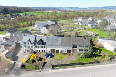 Platten bei Wittlich: Stilvolles Wohnhaus + große Scheune + weitläufigem Grundstück + Altbau