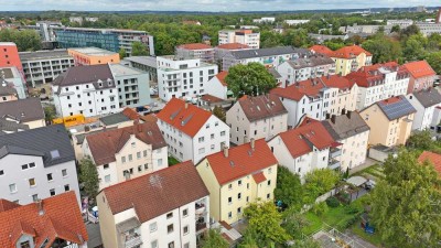 Mehrfamilienhaus / Aufgeteilt / Genehmigung für Ausbau DG