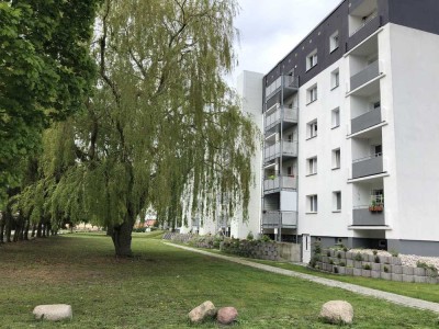 Gepflegte 2-Zimmer Wohnung im 4. OG mit Balkon in Peenemünde