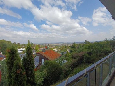 Elegante Erdgeschosswohnung mit traumhaftem Weitblick (Gerlingen-Bopser)!