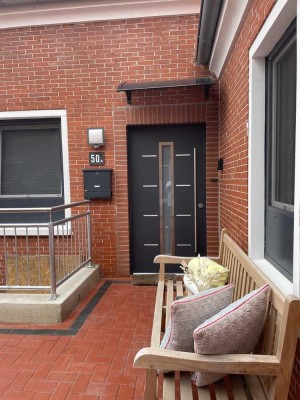 Zweifamilienhaus mit barrierefreie EG Wohnung plus DG-Ausbauwohnung