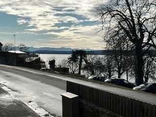 *Breitbrunn - Rarität für Einzelperson - teilmöbl. 2-Zimmer-WHG mit Seeblick