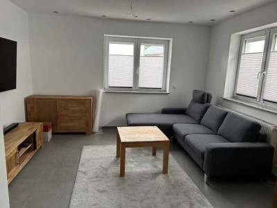 Attraktive 2,5-Zimmer-EG-Wohnung-Terrasse ( möbliert möglich))