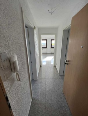 Stilvolle, gepflegte 3-Raum-Dachgeschosswohnung in Leinfelden-Echterdingen
