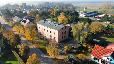 Gepflegte 2 Zimmer Wohnung am Schloss Diedersdorf