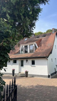 Wunderschönes Haus direkt am Park in Berlin Zehlendorf