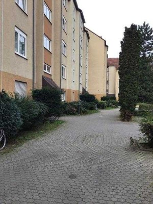 Neue Wohnung, neues Glück! Renovierte 3-Zi.-Wohnung mit Balkon