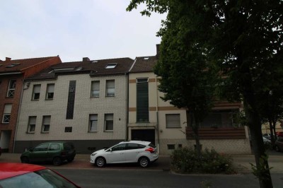 Vermietete Erdgeschosswohnung im 6-Familienhaus