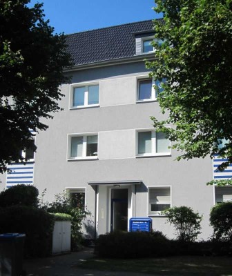 Schöne modernisierte 2,5 Raum Wohnung wird frei!