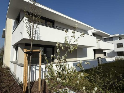 Helle 3-Zimmer-Wohnung mit Terrasse und Gartenteil  ***KFW55***