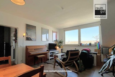 Moderne 2-Zimmer-Dachgeschosswohnung in Düsseldorf Unterrath - ideal für Singles oder Paare