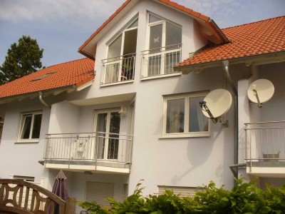 Wolfegg: Großzügiges RMH mit 169 qm Wfl.