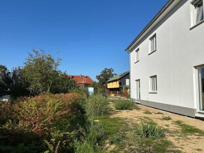 Fast fertig zum Einzug: Doppelhaushälfte in Bernau-Ladeburg