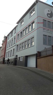 Helle ruhige Wohnung 3 Zi, 1 Raum, Küche, Bad, sep. Du/WC in Nähe Zentrum Oberstein