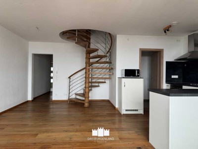 3-Zimmer Wohnung mit EBK und Carport