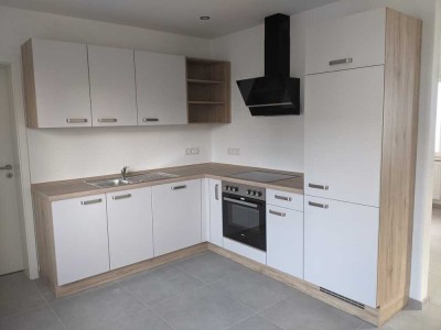 Erstbezug nach Kernsanierung - 4-Zimmer-Maisonette-Wohnung mit Balkon und EBK in Mülheim-Kärlich