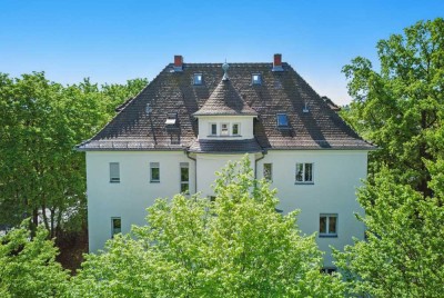 Repräsentatives Anwesen mit großem Garten mitten in der Stadt