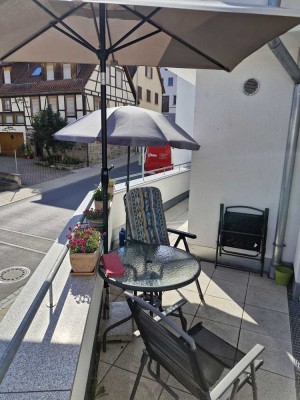 Geräumige und neuwertige 2-Zimmer-Wohnung in Sersheim