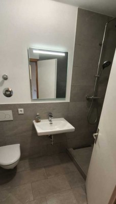 Renovierte 3-Zimmer-Maisonette-Wohnung mit Balkon in Ottobrunn