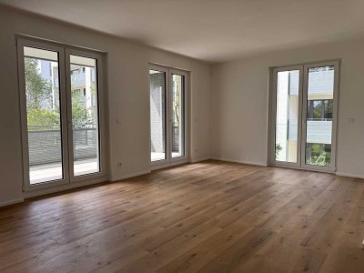 3-Zimmer-Wohnung mit Loggia und Einbauküche