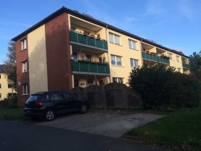 4-Zimmer-Wohnung mit Loggia, 1. OG, kein Aufzug