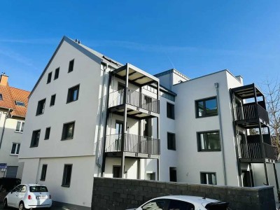 Stilvolle 2-Zimmer-Wohnung mit gehobener Innenausstattung mit EBK in Mainz