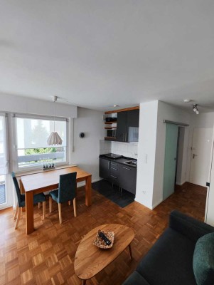 Möbliertes lichtdurchflutetes Appartement mit Süd-West Balkon