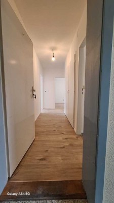 Sanierte 2-Raum-Wohnung mit Balkon in Neustadt in Holstein - Bilder folgen