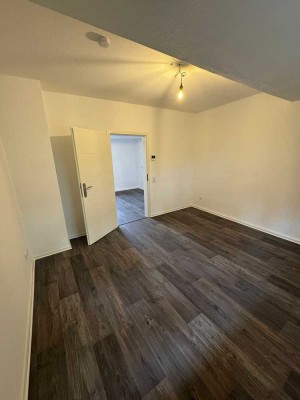 Frisch sanierte 2-Zimmer-Wohnung in Bochum zu vermieten! WE15