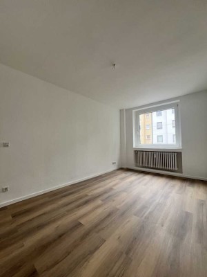 Erstbezug nach Sanierung - 2 Zimmer Wohnung ohne Balkon zu vermieten