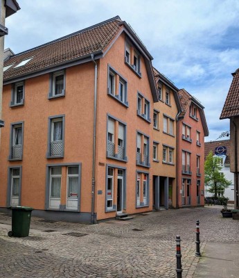 Solide Kapitalanlage in der Altstadt – Vermietete 1-Zimmer-Wohnung in gepflegtem Wohnhaus