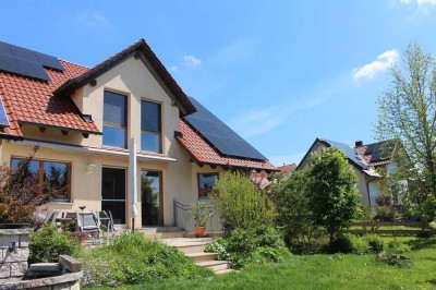 Schönes Einfamilienhaus in sehr ruhiger Lage