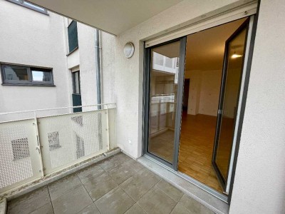 Geräumige 1-Zimmer Wohnung mit Balkon nahe Stadtpark