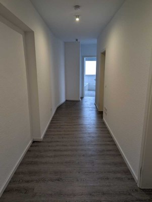Schicke 2-Zimmer-Wohnung mit Balkon im 2. OG in Worms Innenstadt Süd