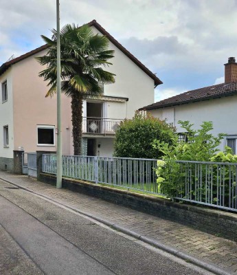Moderne Maisonette mit Panoramablick in ruhiger Lage