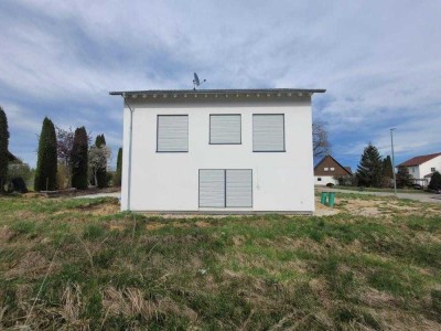 Einfamilienhaus Neubau bezugsfertig, idyllisch am Waldrand gelegen