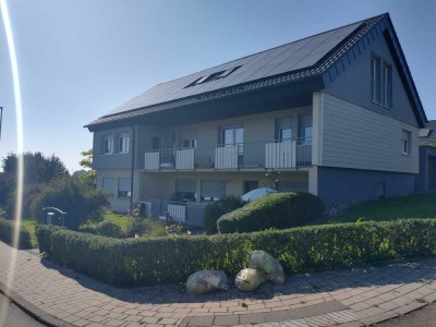 Geschmackvolle 3-Zimmer-Erdgeschosswohnung mit gehobener Innenausstattung mit Balkon in Kupferzell
