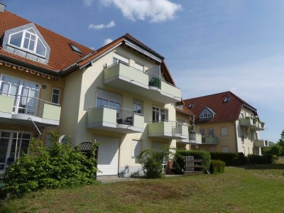 Schicke Eigentumswohnung mit Terrasse in beliebter Wohnlage von Weinböhla