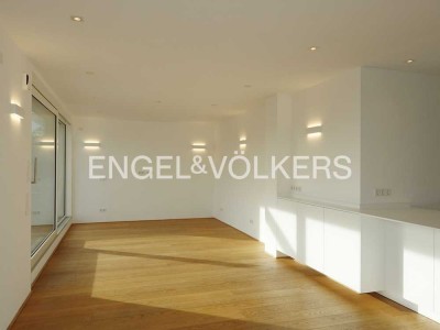 Nur Zeitmiete für 1 Jahr • Großzügige 5-Zimmer-Wohnung mit bester Küchenausstattung und TG-Platz