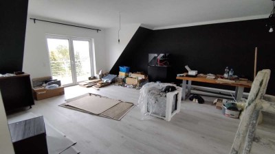 Neubau Maisonette Wohnung zubereiteten, Feldrandlage,  Stellplatz,  Keller