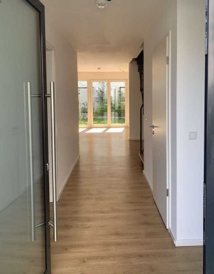 Hohen Neuendorf - Die perfekte Kombination aus urbanem Lebensstil und naturnahem Wohnen!