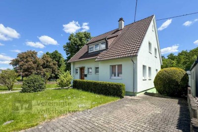 Großes Einfamilienhaus mit Traumgrundstück in Pliezhausen-Rübgarten